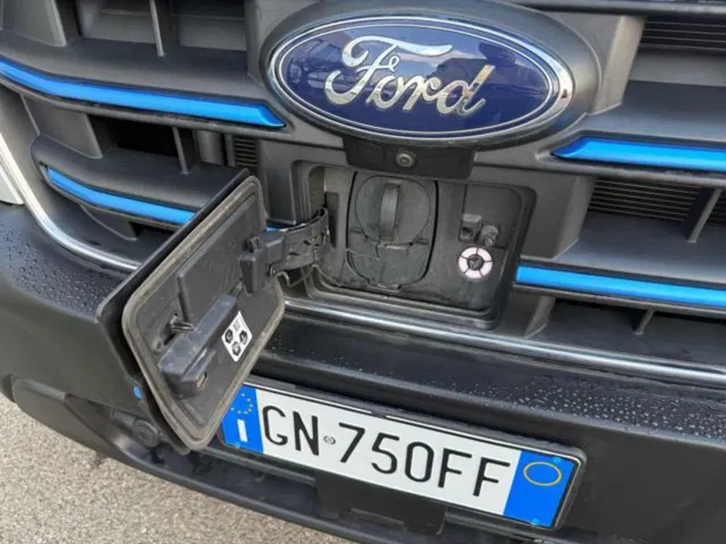 Ford E-Transit Furgone usata a Bologna (15)