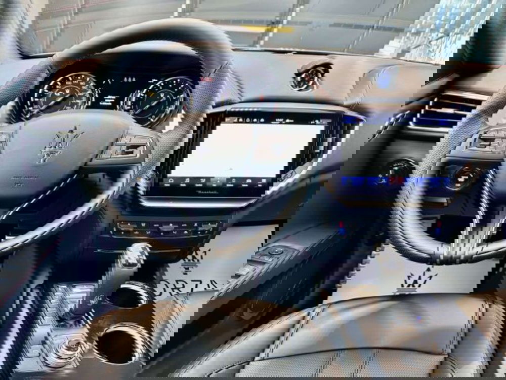 Maserati Ghibli nuova a Torino (9)