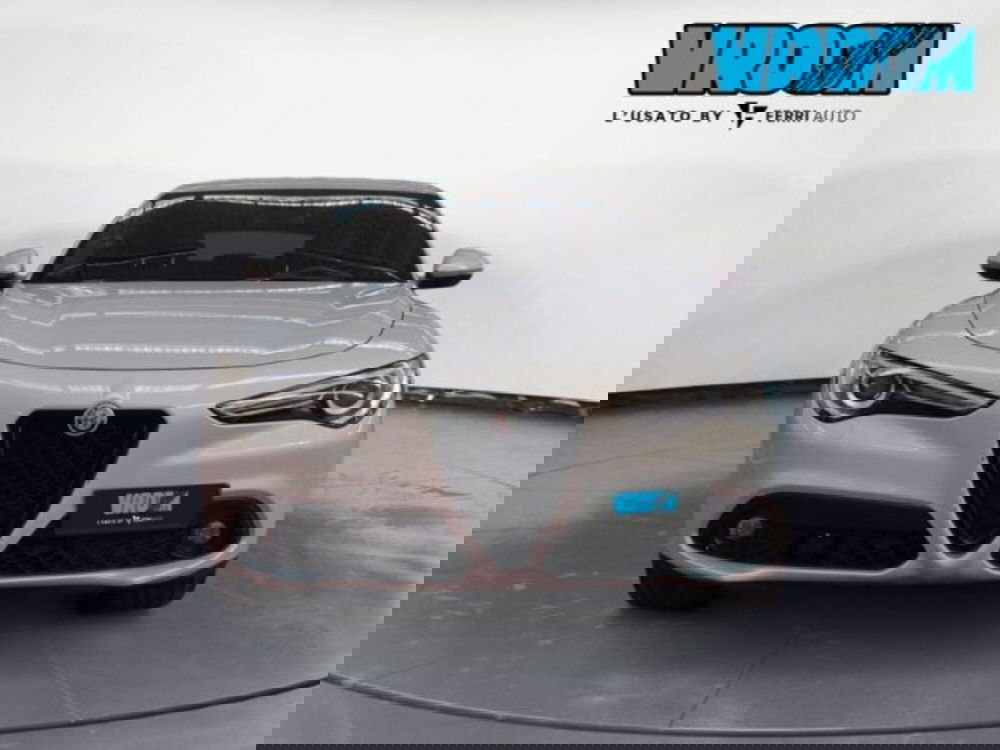 Alfa Romeo Stelvio usata a Padova (2)