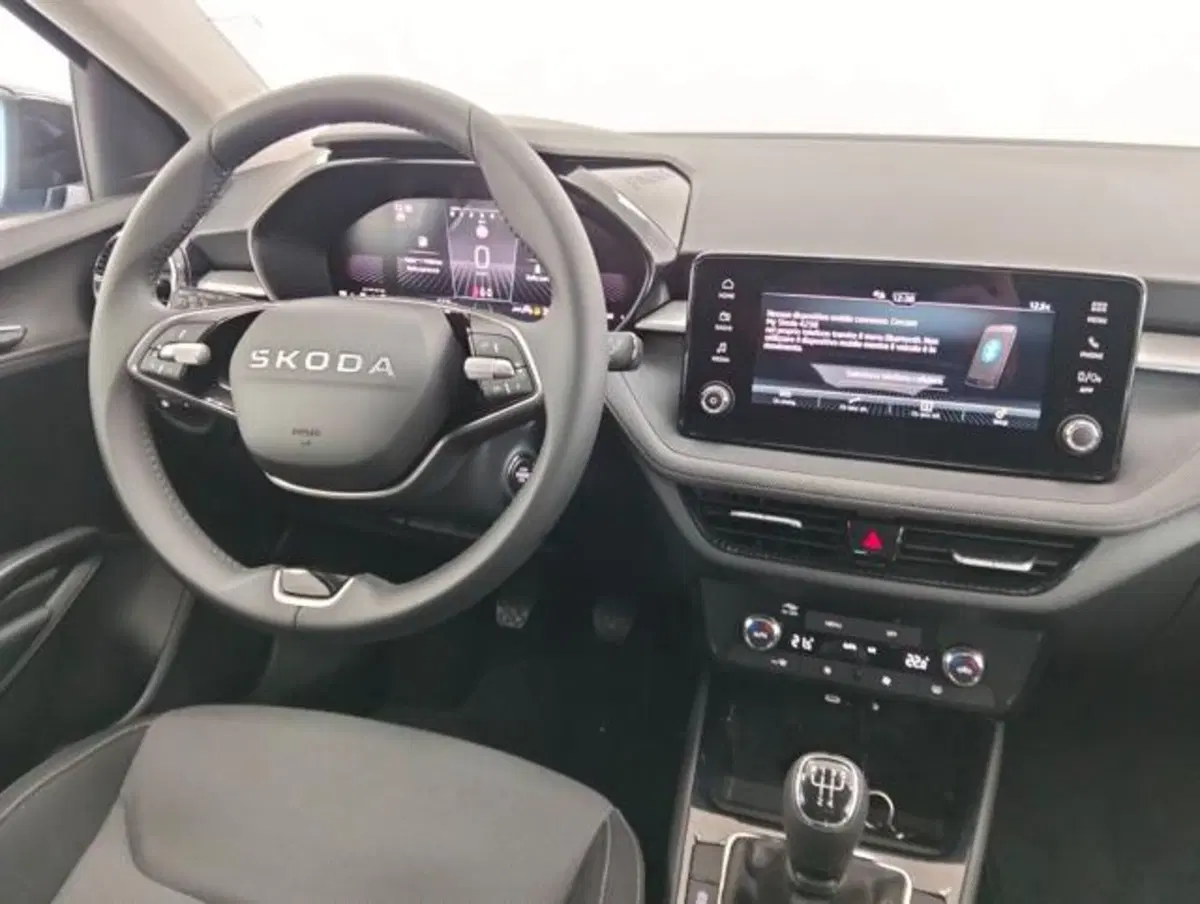 Skoda Fabia nuova a Como (10)