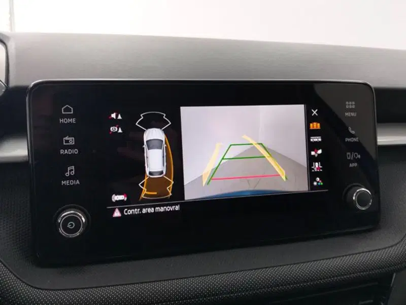 Skoda Fabia nuova a Como (17)