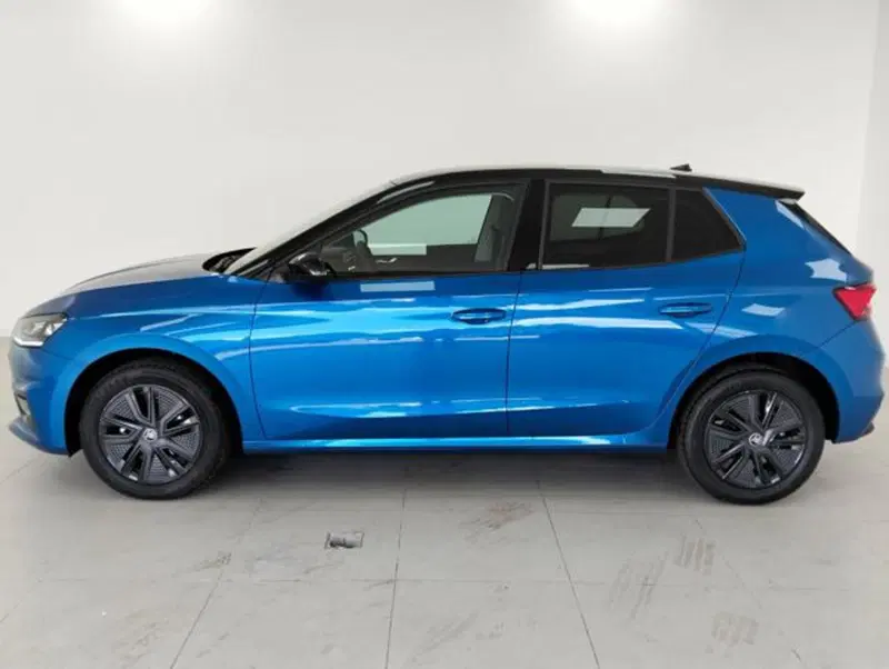 Skoda Fabia nuova a Como (8)