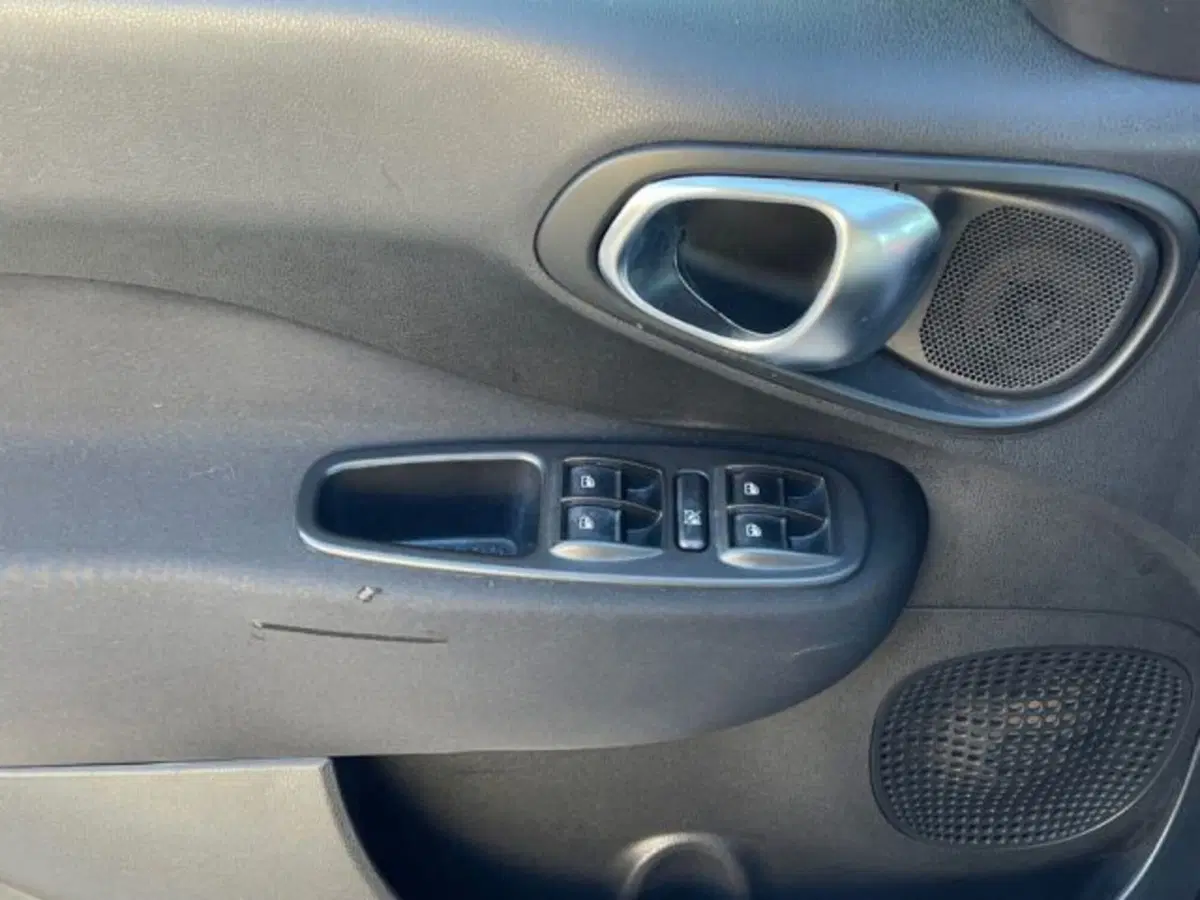 Fiat 500L usata a Ancona (13)