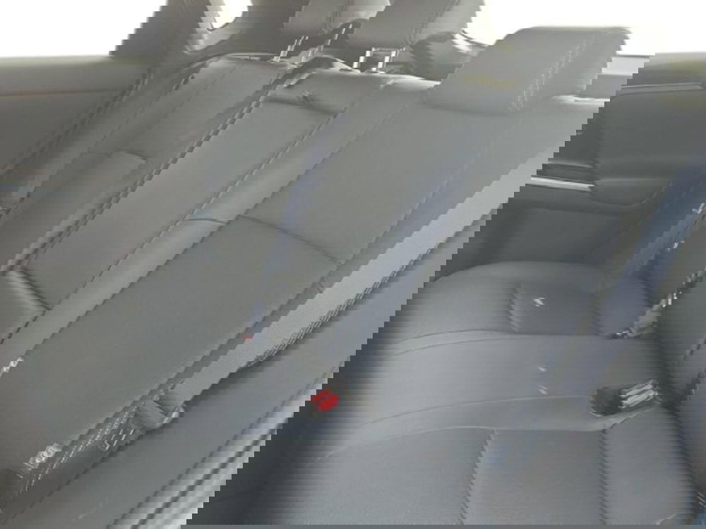 Toyota bZ4X usata a Roma (11)