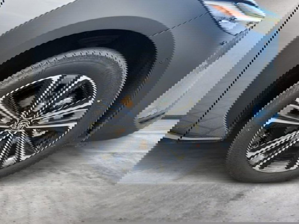 Toyota bZ4X usata a Roma (15)