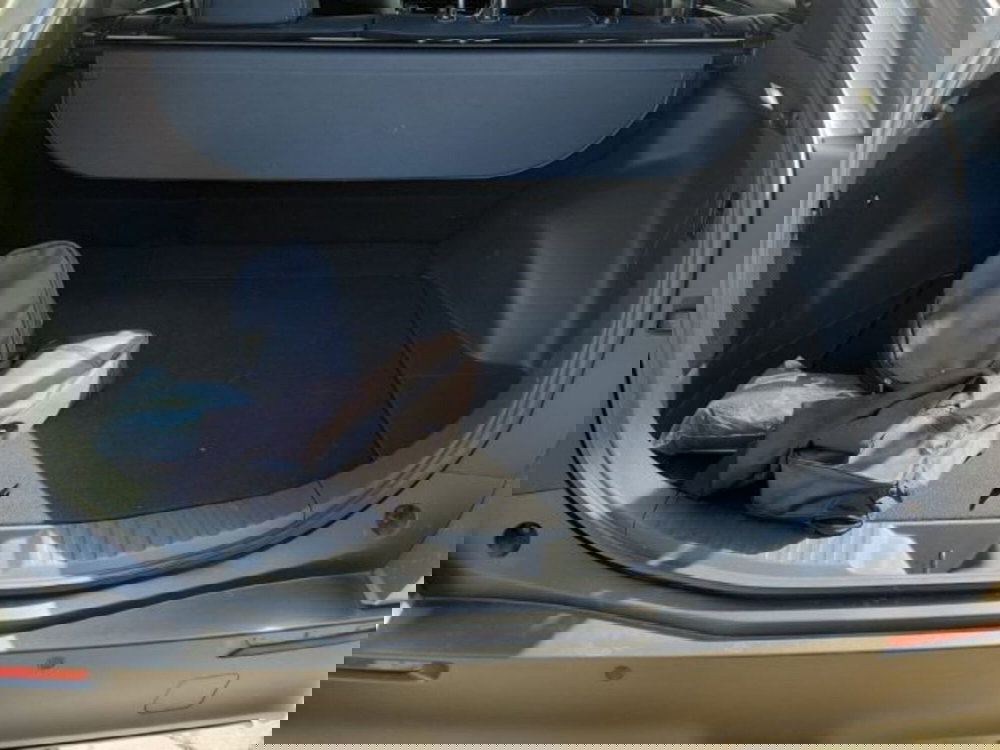 Toyota bZ4X usata a Roma (6)