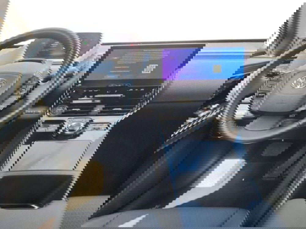 Toyota bZ4X usata a Roma (8)