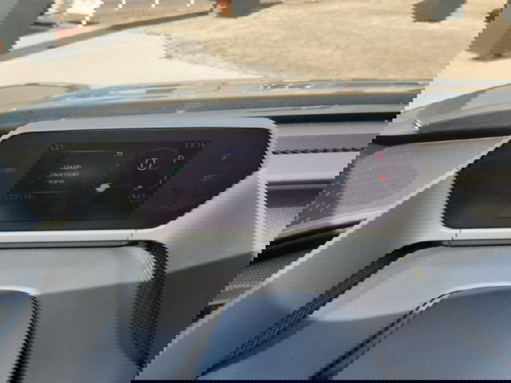 Toyota bZ4X usata a Roma (9)