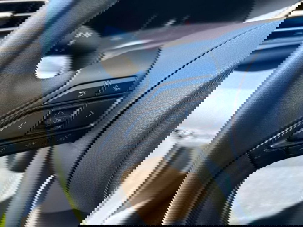 Toyota Yaris Cross usata a Roma (18)