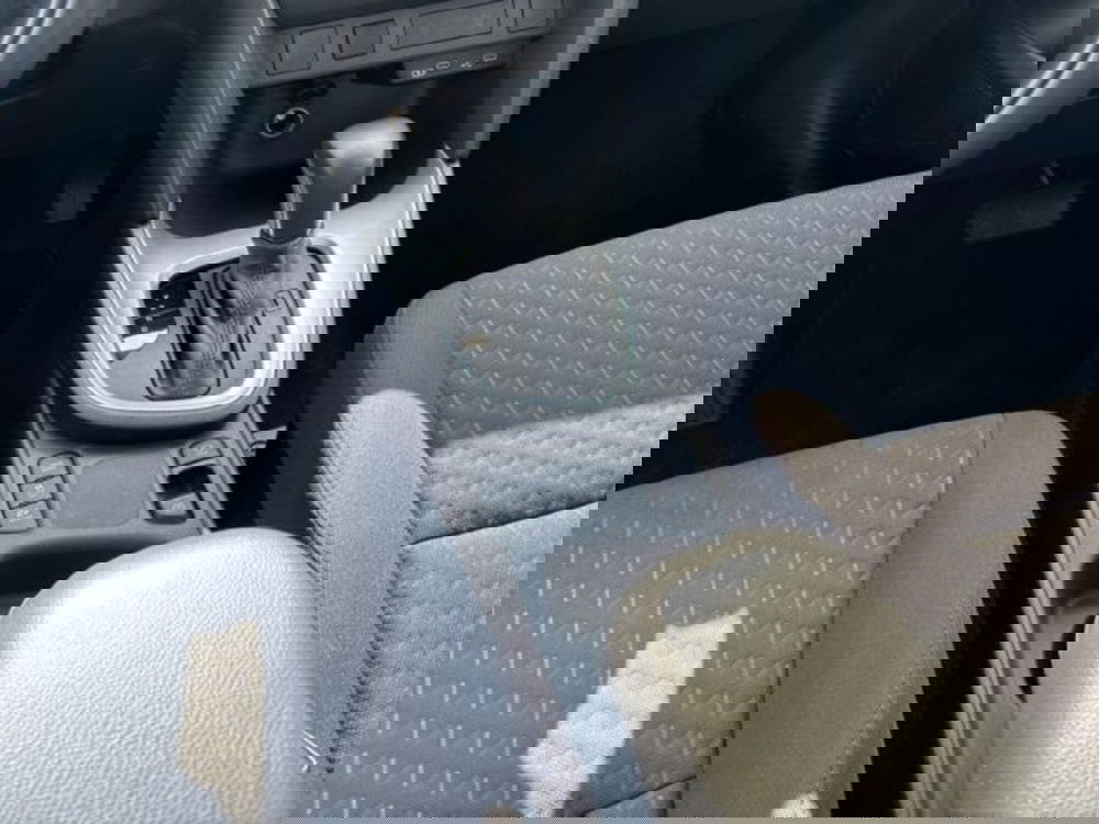 Toyota Yaris Cross usata a Roma (17)