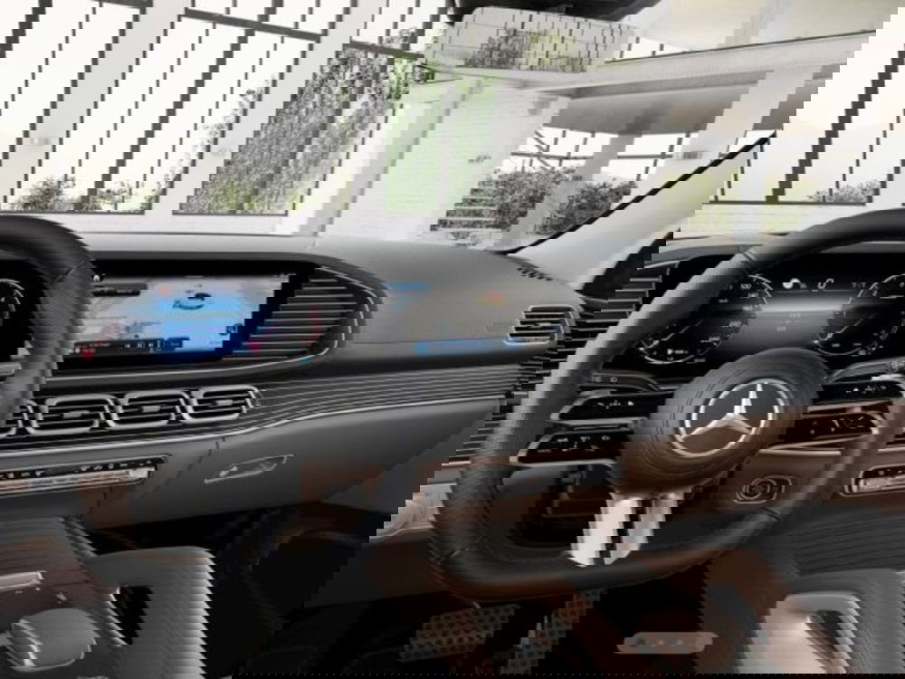 Mercedes-Benz GLS SUV nuova a Verona (5)