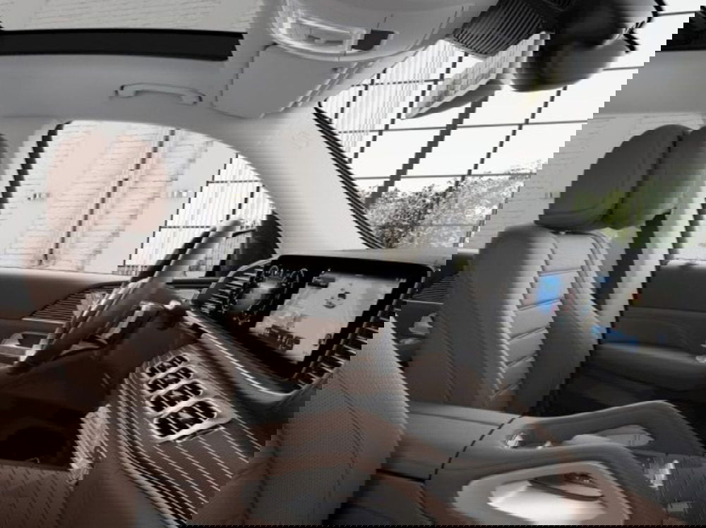 Mercedes-Benz GLS SUV nuova a Verona (6)