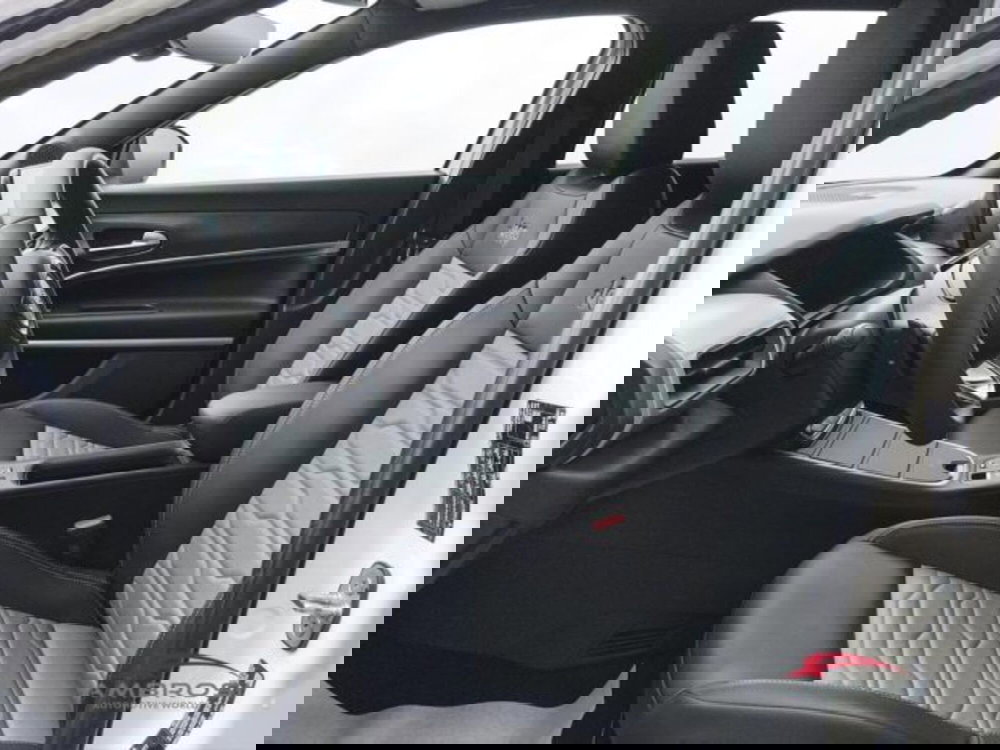 Jeep Avenger nuova a Perugia (10)