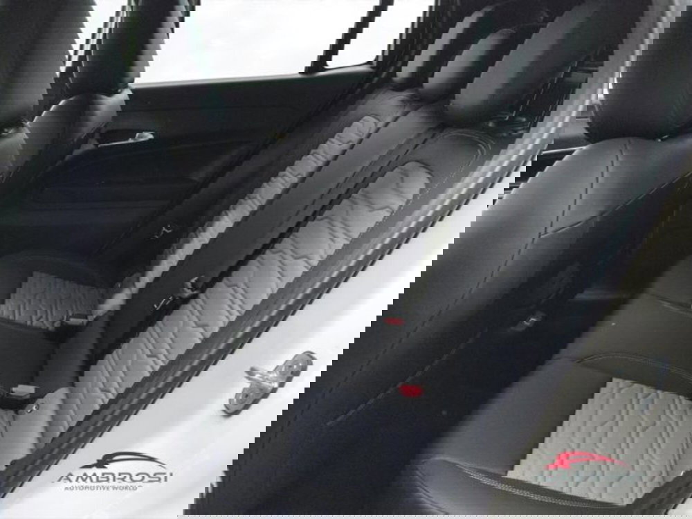 Jeep Avenger nuova a Perugia (11)