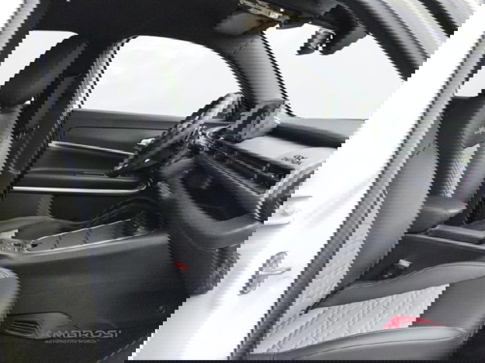 Jeep Avenger nuova a Perugia (12)