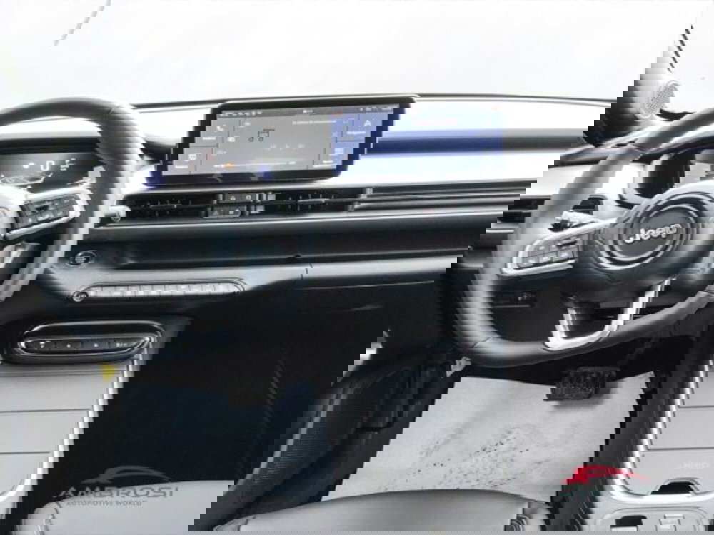 Jeep Avenger nuova a Perugia (15)