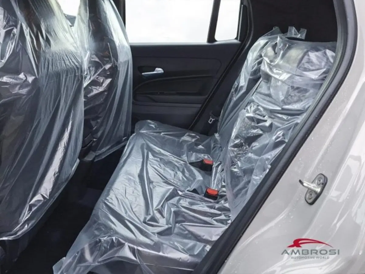 Jeep Avenger nuova a Perugia (11)