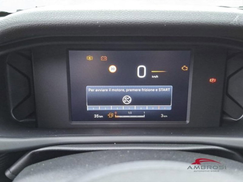 Jeep Avenger nuova a Perugia (13)