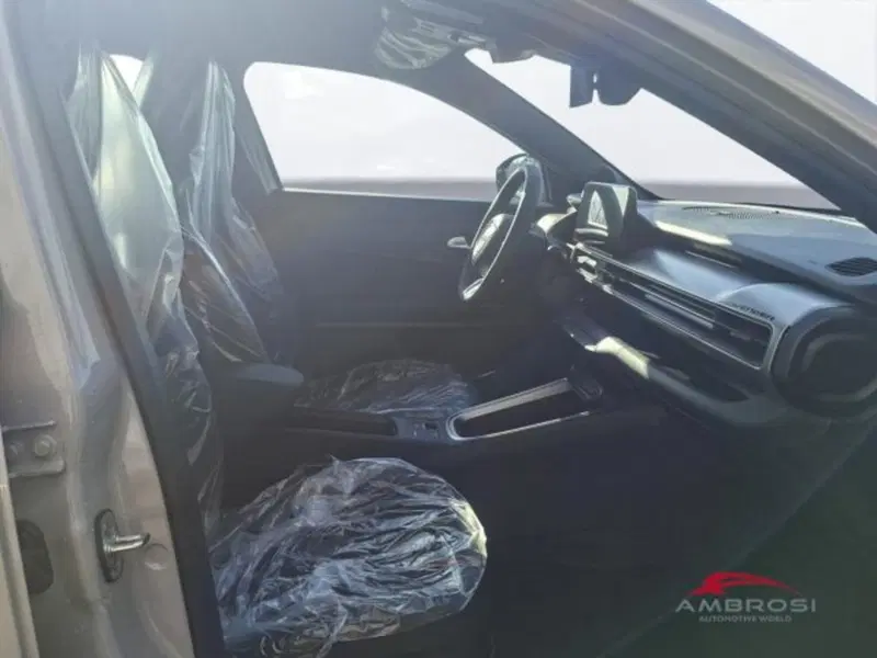 Jeep Avenger nuova a Perugia (12)