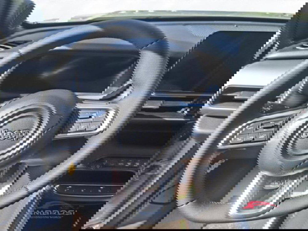 Jeep Avenger nuova a Perugia (14)