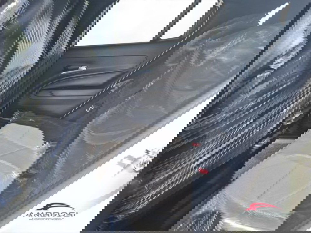 Jeep Avenger nuova a Perugia (11)