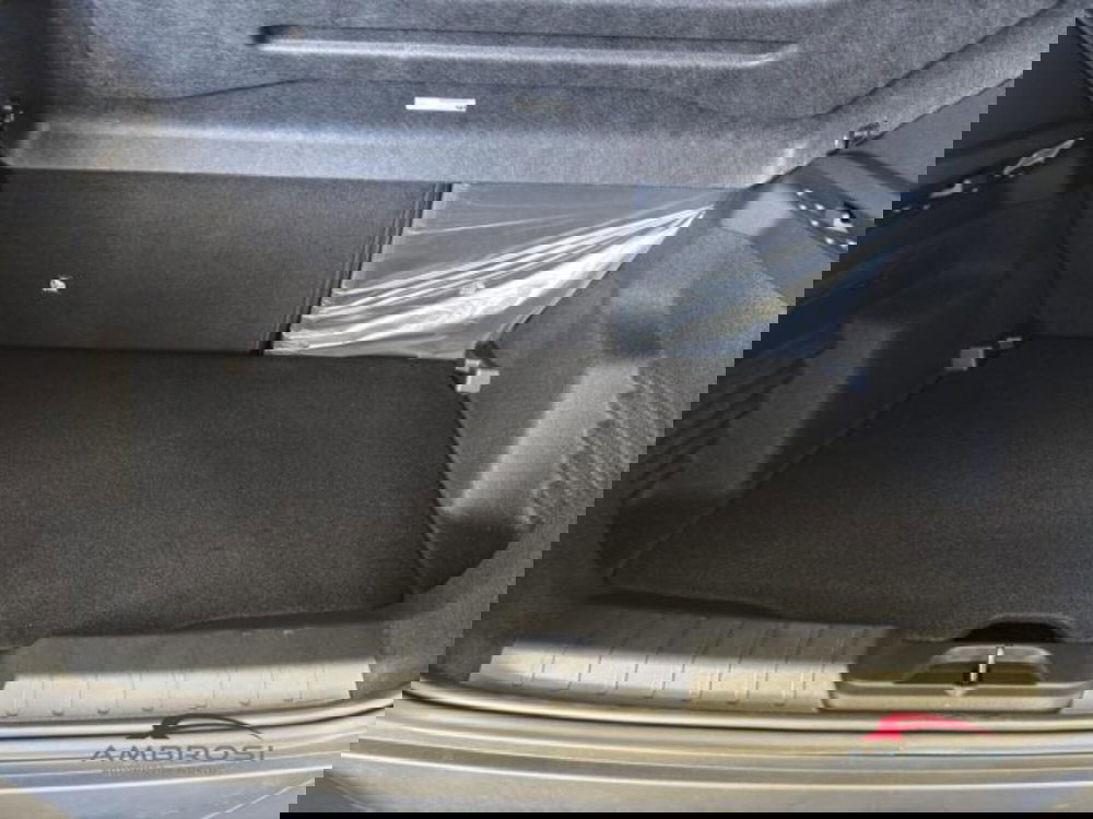 Jeep Avenger nuova a Perugia (9)