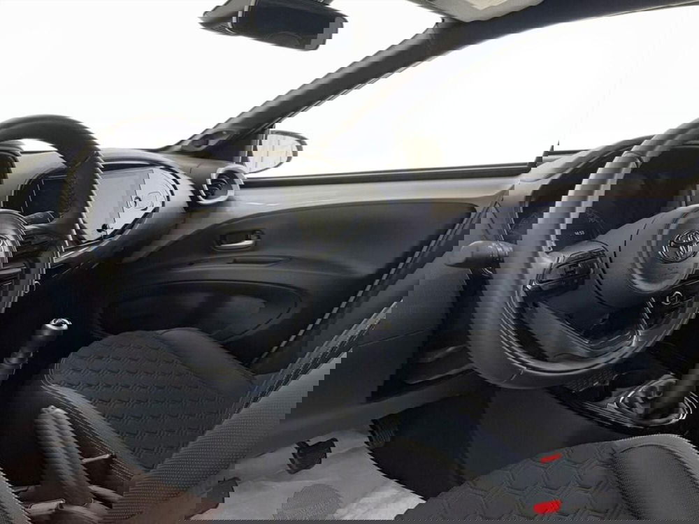 Toyota Aygo X usata a Monza e Brianza (11)