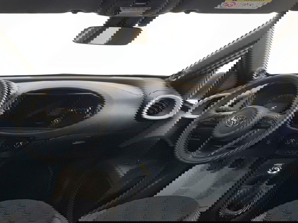 Toyota Aygo X usata a Monza e Brianza (8)