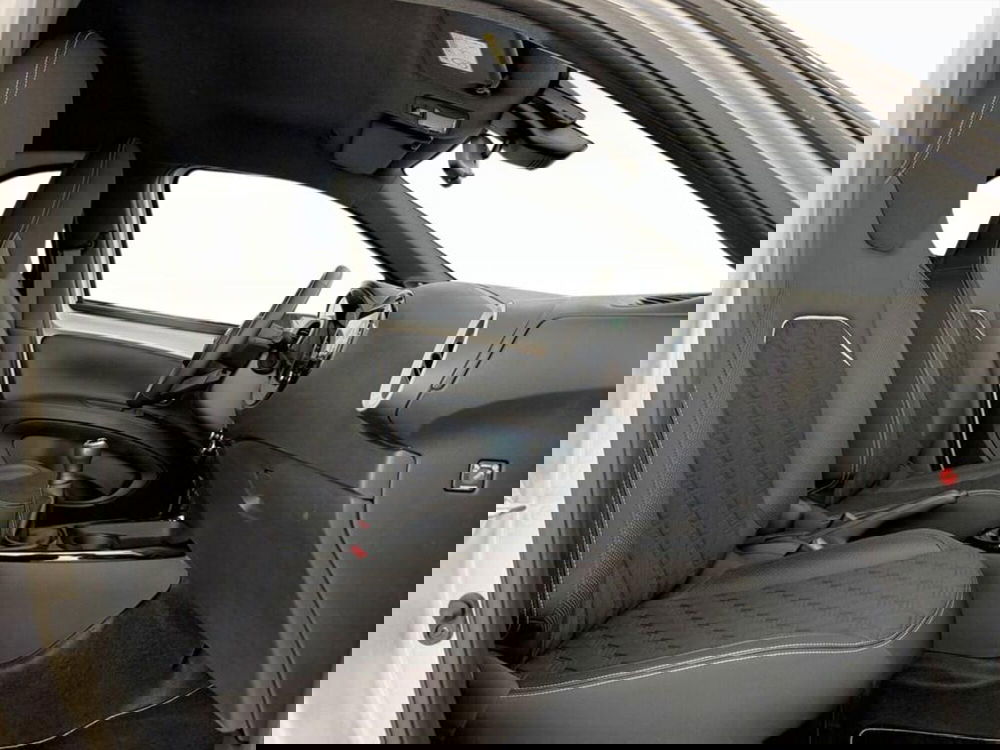 Toyota Aygo X usata a Monza e Brianza (9)