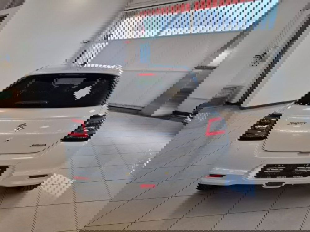 Suzuki Swift nuova a Reggio Emilia (4)
