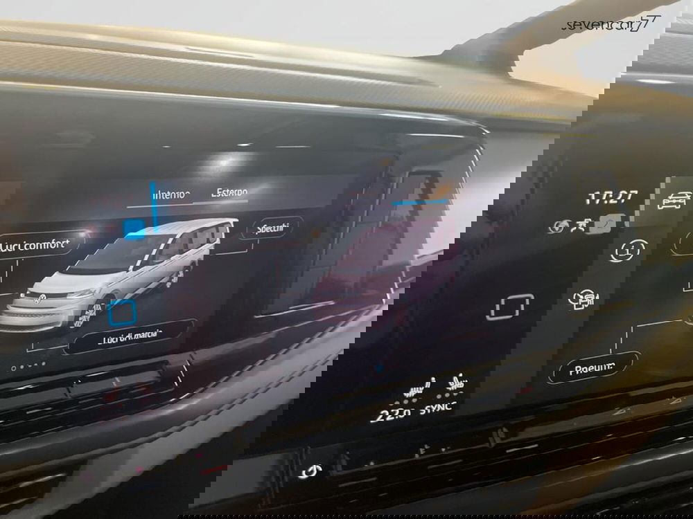 Volkswagen Multivan usata a Verona (14)