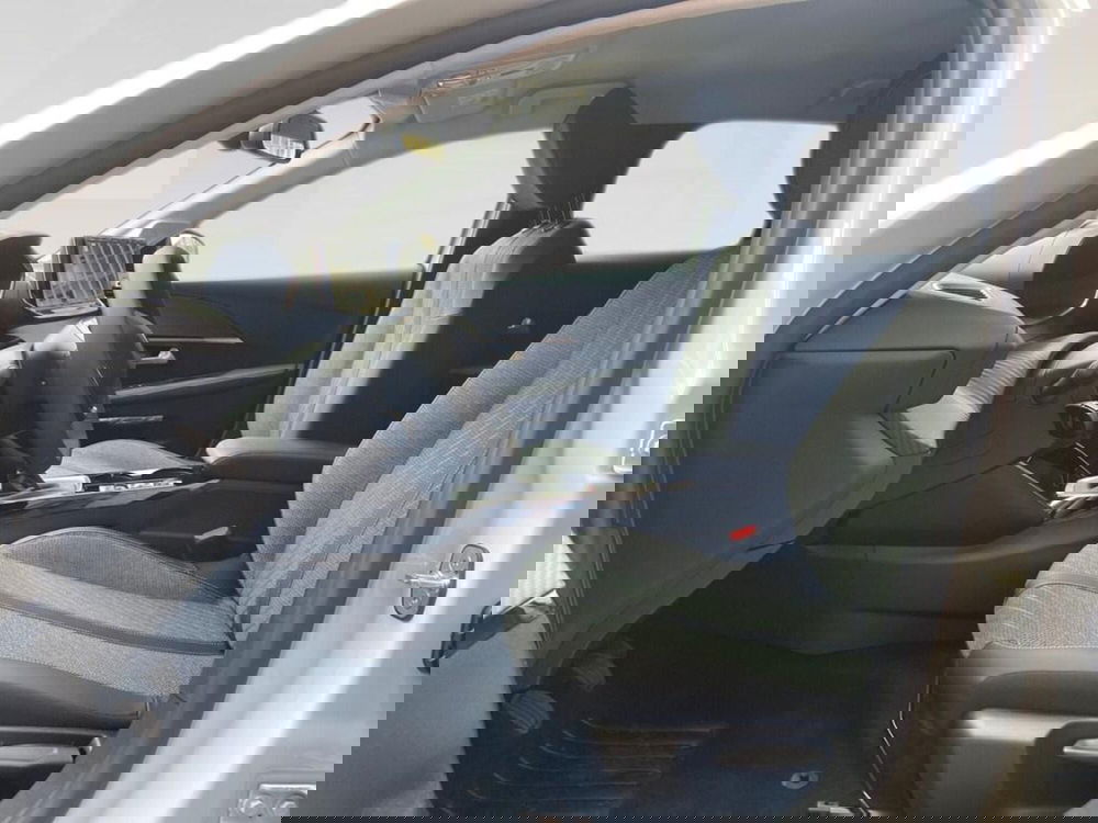 Peugeot 208 nuova a Torino (7)