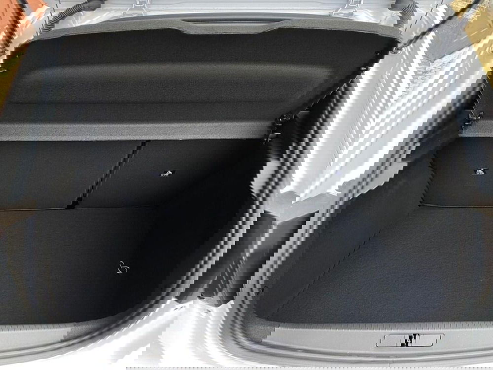 Peugeot 208 nuova a Torino (9)