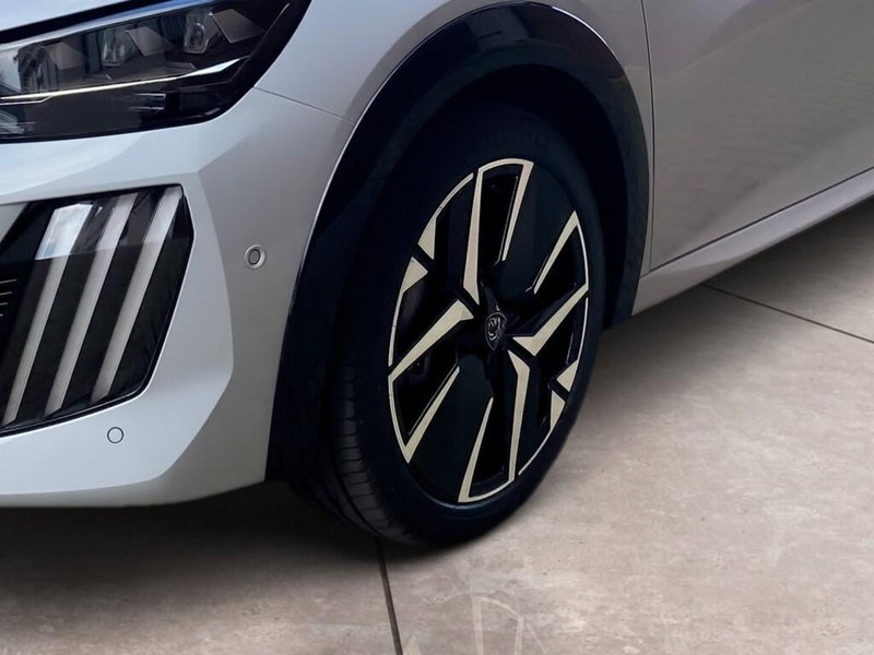 Peugeot 208 nuova a Torino (15)