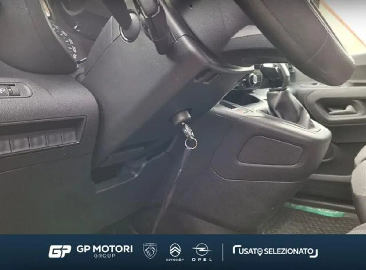 Citroen Berlingo Furgone usata a Caserta (11)