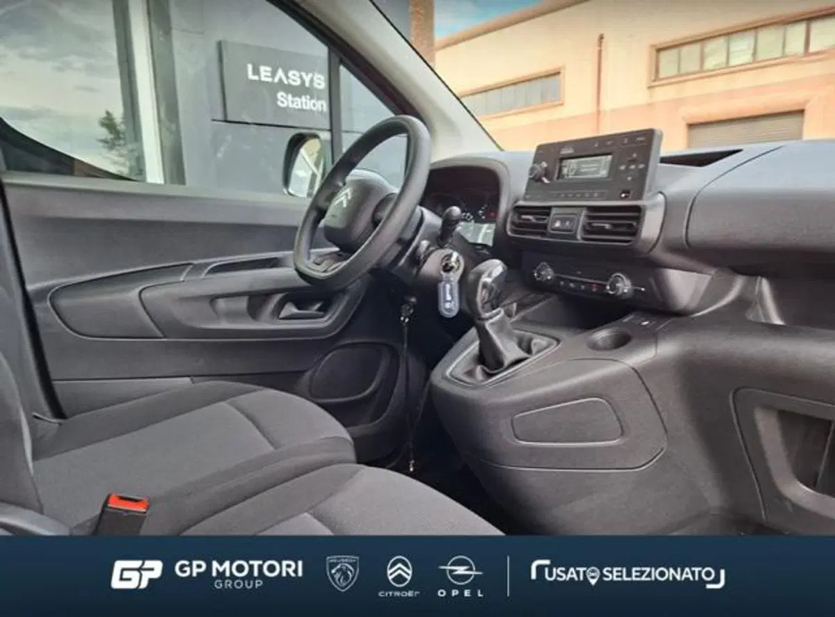 Citroen Berlingo Furgone usata a Caserta (8)