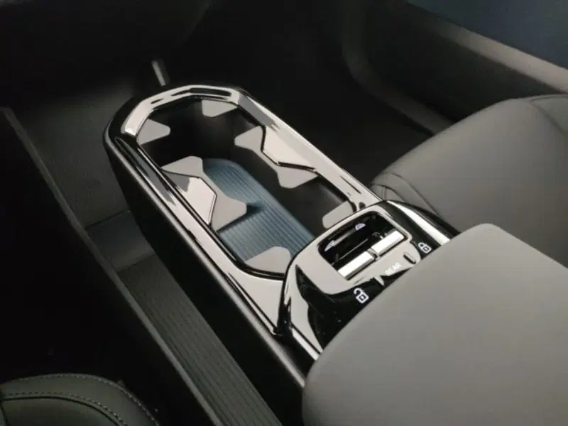 VOLVO Veicoli Commerciali EX30 nuova a Modena (20)