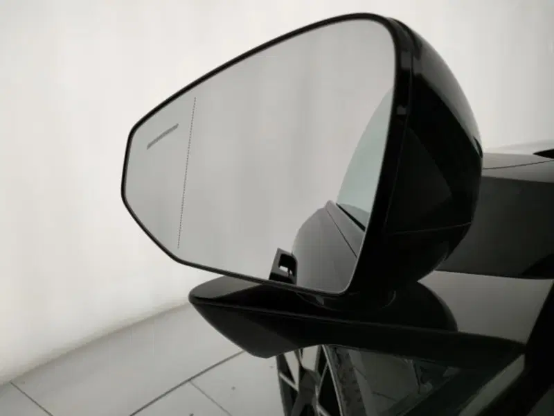 Polestar Polestar 4 nuova a Modena (15)