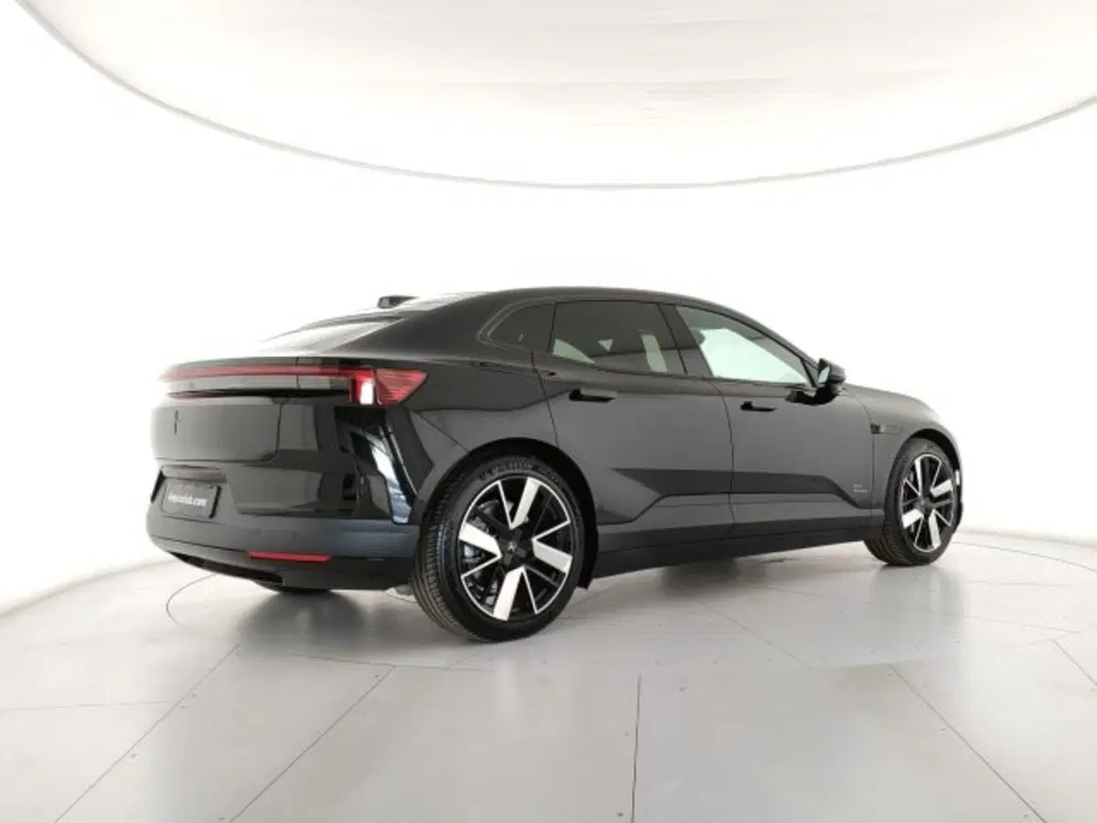 Polestar Polestar 4 nuova a Modena (4)