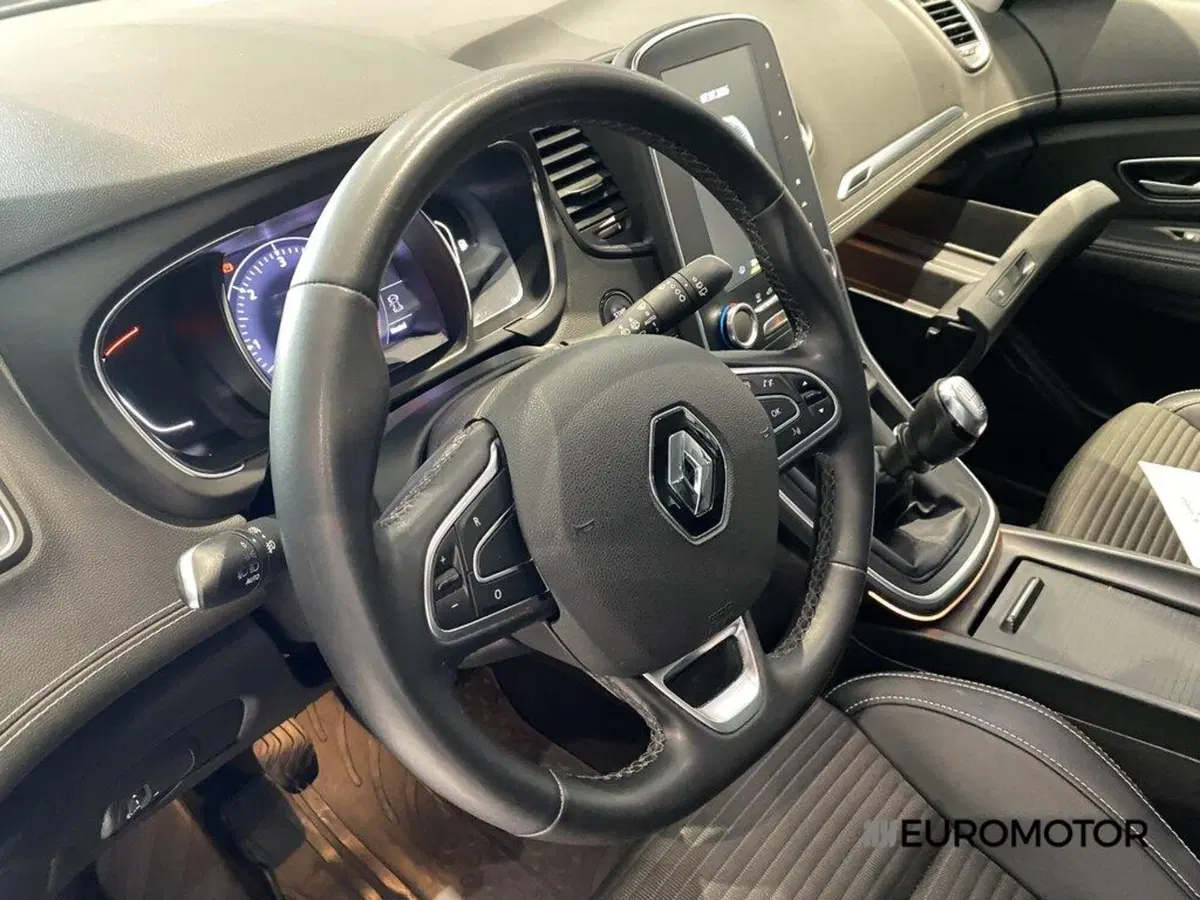 Renault Grand Scénic usata a Bari (15)