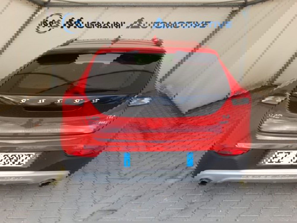 Volvo V40 Cross Country usata a Firenze (11)