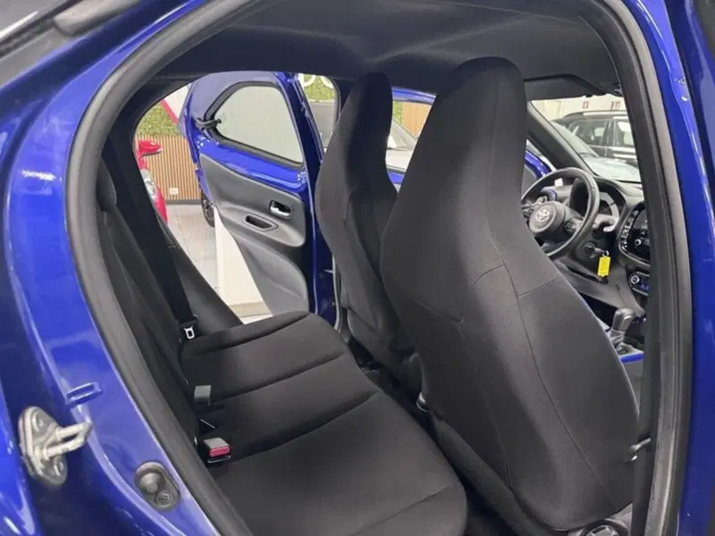 Toyota Aygo X usata a Prato (10)