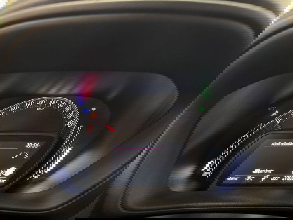 Toyota Aygo X usata a Prato (11)