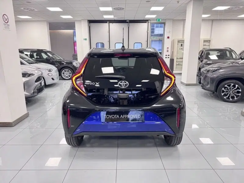 Toyota Aygo X usata a Prato (5)