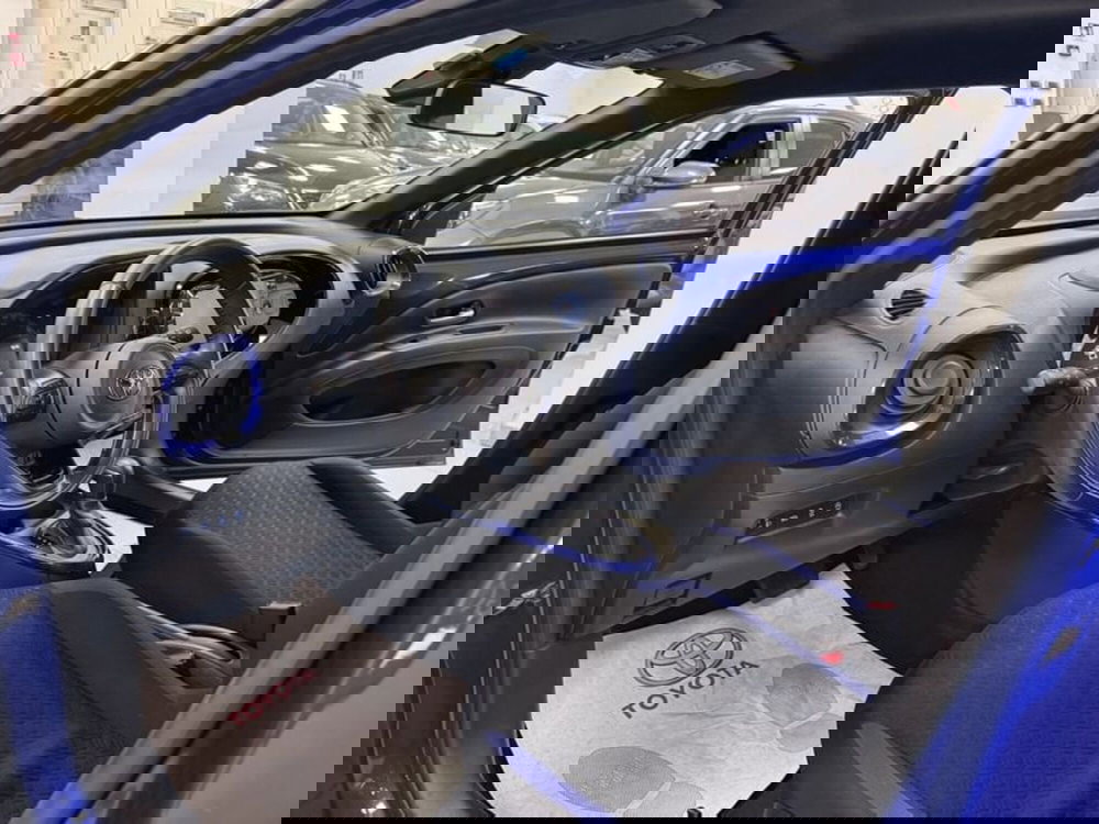 Toyota Aygo X usata a Prato (7)