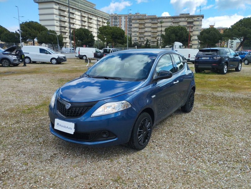 Lancia Ypsilon usata a Palermo