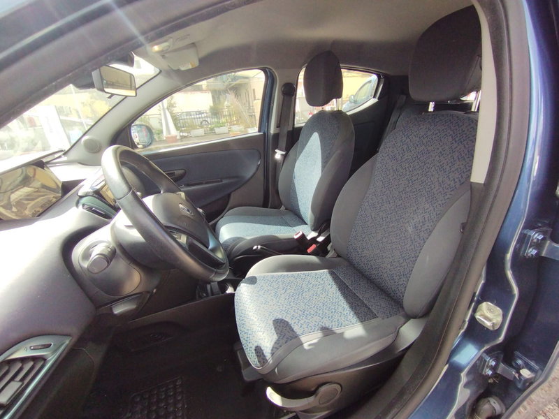 Lancia Ypsilon usata a Palermo (6)