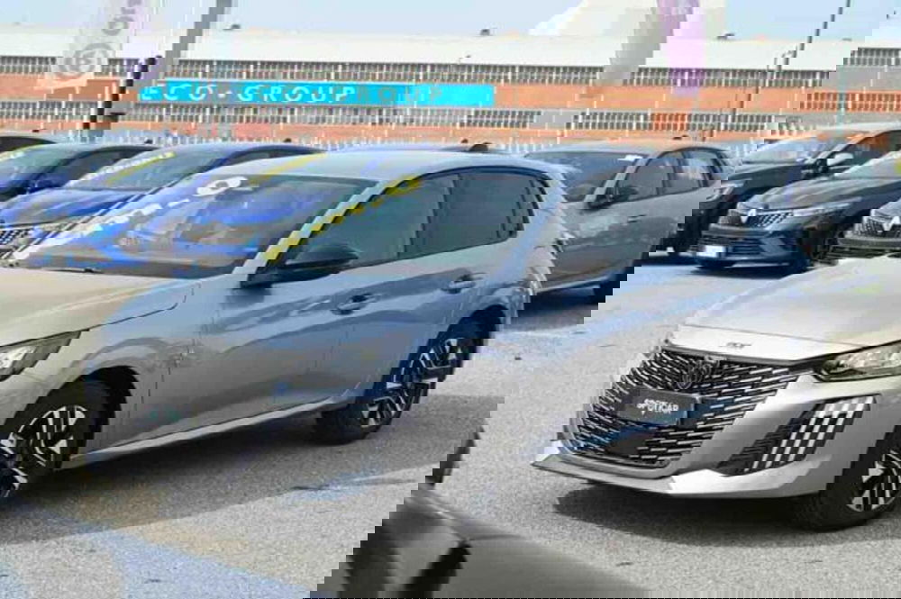 Peugeot 208 nuova a Torino