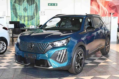 Peugeot 2008 PureTech 100 S&amp;S Allure nuova a Pianezza