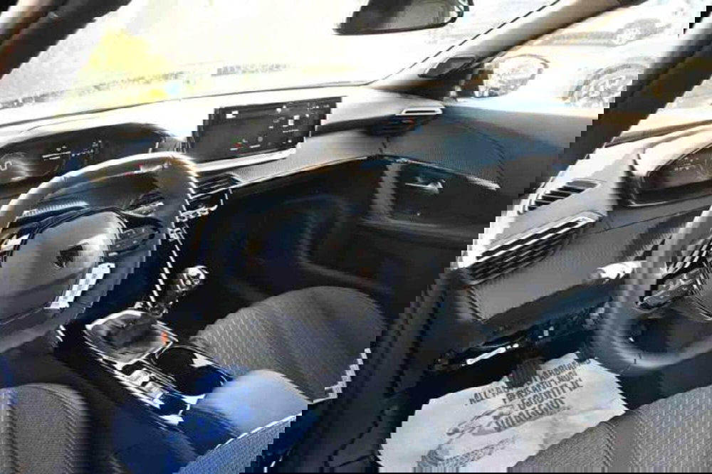 Peugeot 2008 nuova a Torino (10)